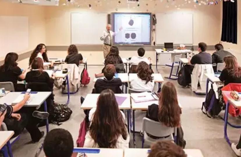 Deprem bölgesindeki özel okul öğrencilerine eğitim öğretim desteği
