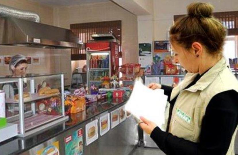Bakan Yumaklı: Okul, kantin ve yemekhanelerde denetime başlayacağız